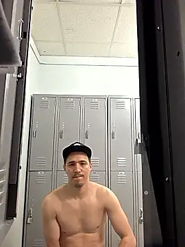 HoofedCylinder online show from April 2026 03:12:01 AM