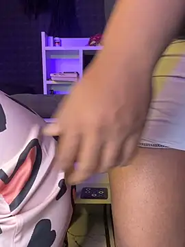 Snapshot of Shankkyyy chatting on February 2026 08:19:01 AM Shankkyyy online show from February 2026 08:19:01 AM