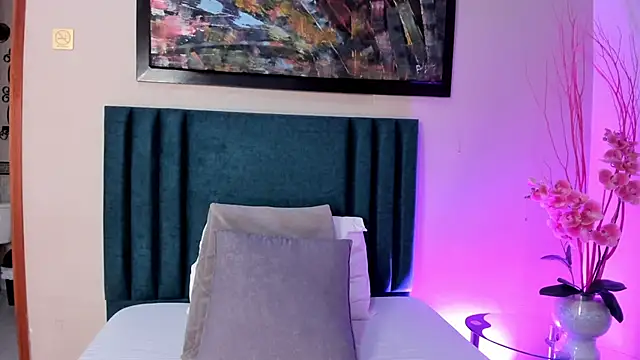 Snapshot of MiaaHarperr chatting on January 2026 06:11:02 PM MiaaHarperr online show from January 2026 06:11:02 PM