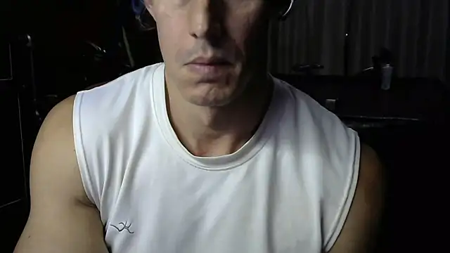 Snapshot of koolchillfun696969 chatting on April 2026 07:06:02 AM koolchillfun696969 online show from April 2026 07:06:02 AM