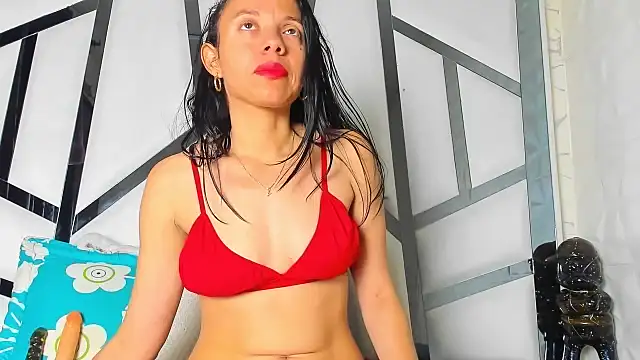 Lunahot68 online show from April 2026 02:55:01 AM