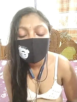 sumi couele18 online show from April 2026 06:35:01 PM