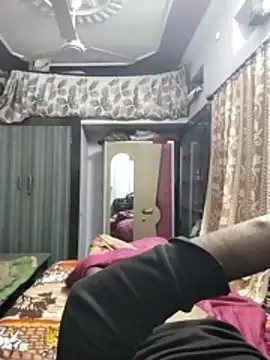 Snapshot of hornycouple20000 chatting on February 2026 11:10:01 PM hornycouple20000 online show from February 2026 11:10:01 PM