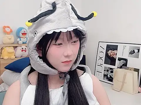 lnua-lnua online show from January 2026 01:52:01 AM