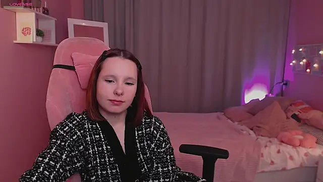 Haya Harareet online show from January 2026 01:07:02 AM