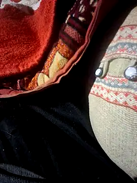 Couples9090 online show from January 2026 05:50:01 PM