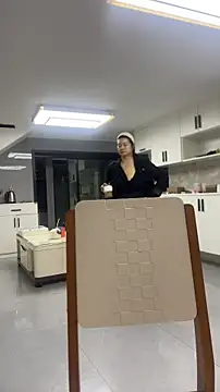 mo-mo-69 online show from April 2026 02:29:01 PM