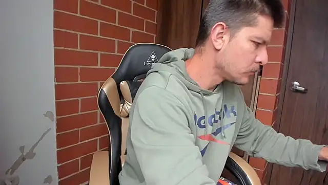 sexcolombia20 online show from April 2026 11:21:01 AM