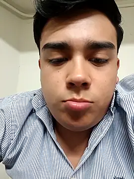 Yosoyelmismo-6737 online show from January 2026 12:25:02 AM