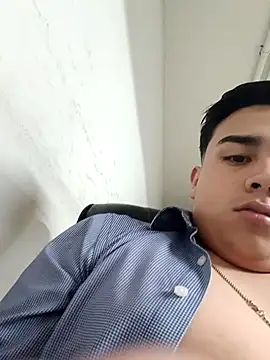 Snapshot of Yosoyelmismo-6737 chatting on February 2026 11:53:02 PM Yosoyelmismo-6737 online show from February 2026 11:53:02 PM