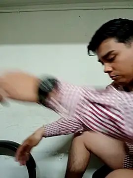 Snapshot of Yosoyelmismo-6737 chatting on February 2026 10:30:02 PM Yosoyelmismo-6737 online show from February 2026 10:30:02 PM