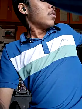 Snapshot of yourpussylover_20 chatting on January 2026 05:56:01 AM yourpussylover 20 online show from January 2026 05:56:01 AM