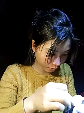 Hiniyk2 online show from January 2026 12:21:01 PM