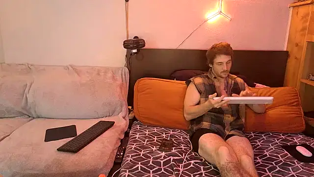 Dozercockweed online show from April 2026 04:34:01 AM