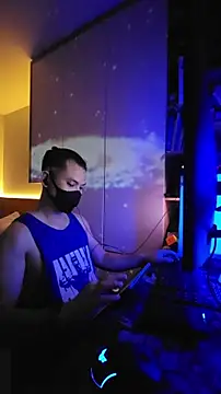 OnlyHand9x online show from April 2026 04:12:02 PM