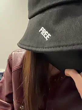 ZJbaby online show from April 2026 02:00:02 PM