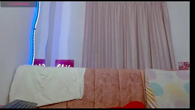 Caticatrina online show from April 2026 01:03:01 AM