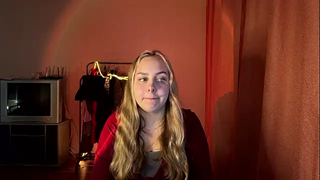 ZoraDearmon online show from March 2026 07:42:01 PM