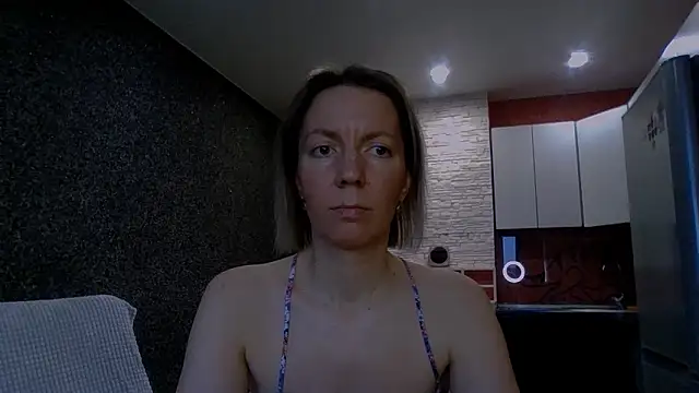 Amanda Luxe online show from February 2026 03:04:01 AM