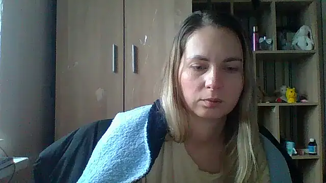 VikiLove765 online show from February 2026 07:40:01 AM