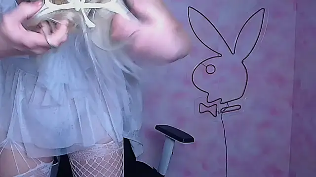 Madonna Fire online show from February 2026 07:45:02 AM