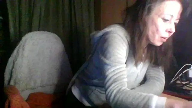 KettyLoveX online show from April 2026 07:42:01 PM