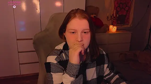 Ol1via online show from March 2026 02:02:01 AM