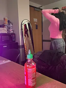 CookiesNcreaming online show from February 2026 10:37:01 PM