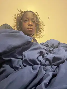 CookiesNcreaming online show from April 2026 10:36:01 PM