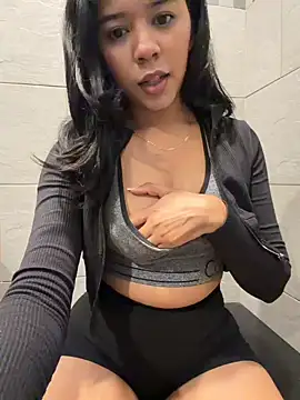 AnahiSkye online show from April 2026 06:03:01 PM