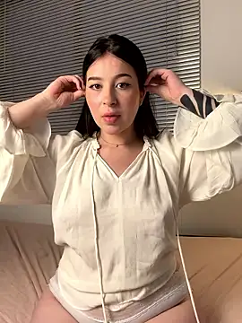 evelynrosess1 online show from January 2026 11:20:01 PM