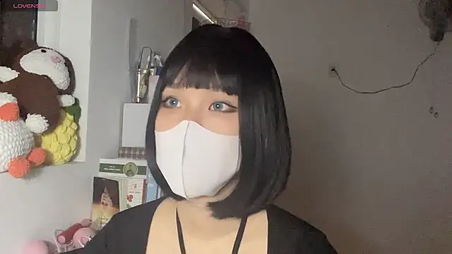 Tieu-May online show from April 2026 07:45:01 AM