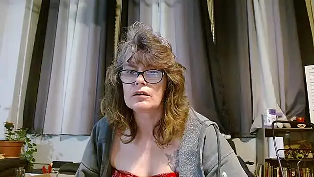 ladylavende3 online show from March 2025 06:18:02 AM