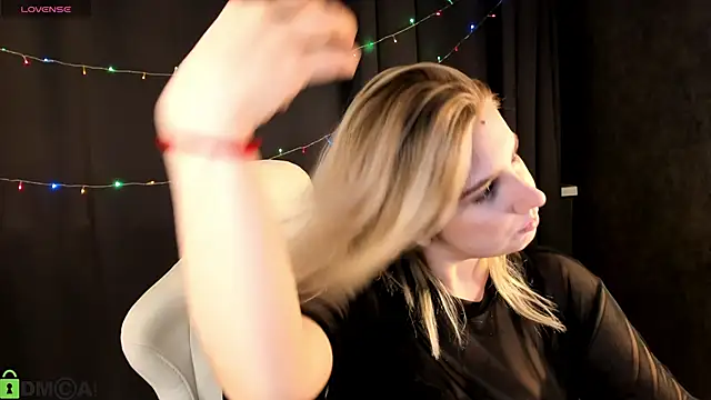 SoftLana online show from January 2026 04:04:02 AM