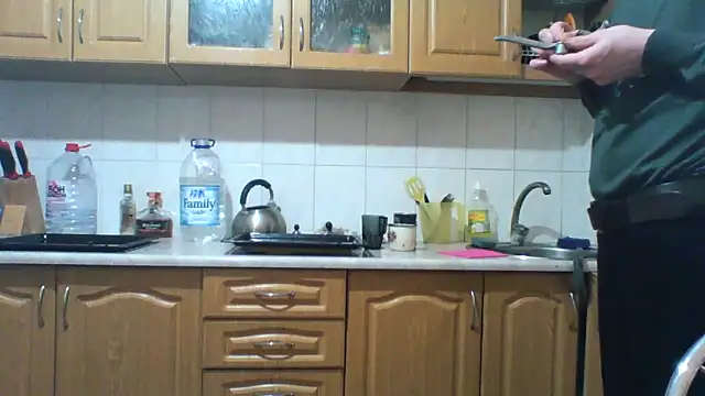 KaelNox online show from March 2026 11:33:01 PM