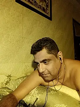 Snapshot of hardnhornybull chatting on January 2026 09:53:02 PM hardnhornybull online show from January 2026 09:53:02 PM