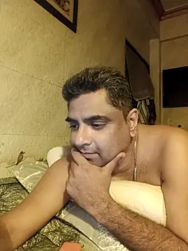 Snapshot of hardnhornybull chatting on February 2026 07:45:01 PM hardnhornybull online show from February 2026 07:45:01 PM