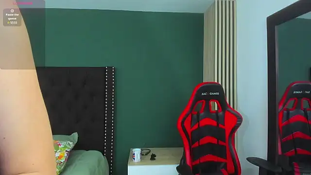 lilith davis online show from February 2026 12:26:01 PM