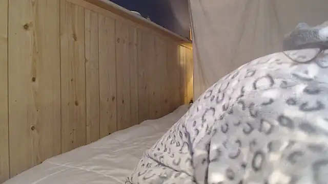 Snapshot of saraswirls69@xh chatting on January 2026 12:10:01 PM saraswirls69xh online show from January 2026 12:10:01 PM