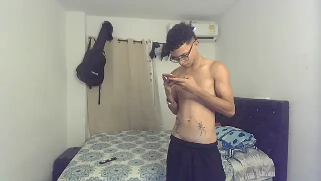 pocket loversxxx online show from April 2026 03:39:02 AM