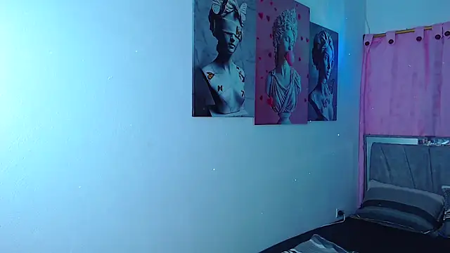 aishadlion online show from April 2026 02:45:01 PM