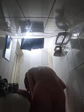 cintia love online show from April 2026 10:10:01 PM