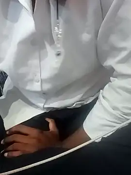 Snapshot of Sexy_sara09 chatting on February 2026 04:29:01 AM Sexy sara09 online show from February 2026 04:29:01 AM