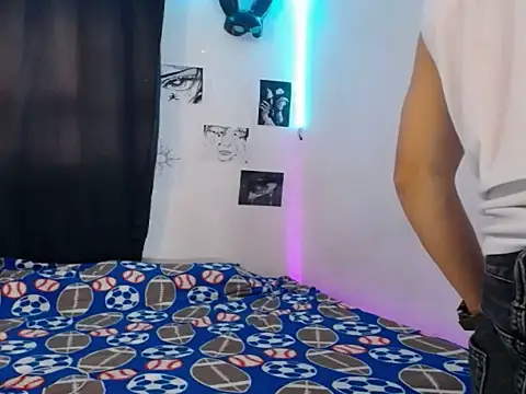 Snapshot of YourSecretCraving chatting on January 2026 02:13:01 AM YourSecretCraving online show from January 2026 02:13:01 AM