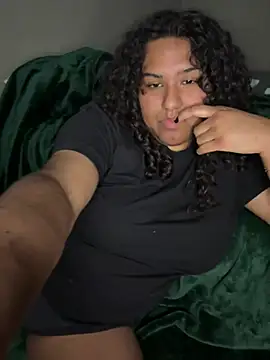 Angeliccreamyrican online show from April 2026 10:45:01 PM