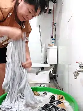 Snapshot of donaaa2 chatting on February 2026 02:19:01 AM donaaa2 online show from February 2026 02:19:01 AM