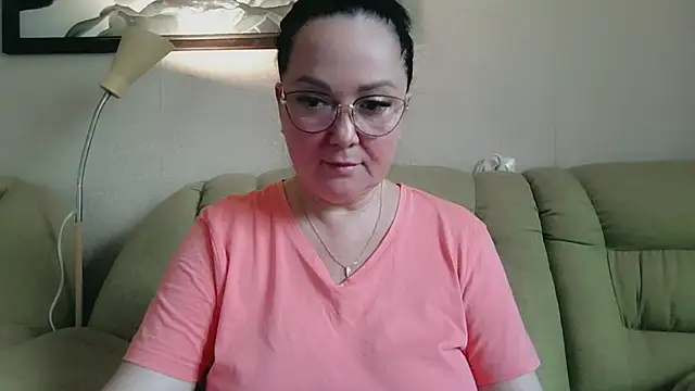 Snapshot of infinity_loveliness chatting on June 2026 06:27:02 AM infinity loveliness online show from June 2026 06:27:02 AM