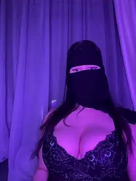 Layano online show from February 2026 07:17:01 AM