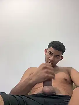 youngalexofficial online show from January 2026 01:19:01 AM