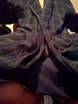 DucesWild23 online show from April 2026 09:18:01 AM